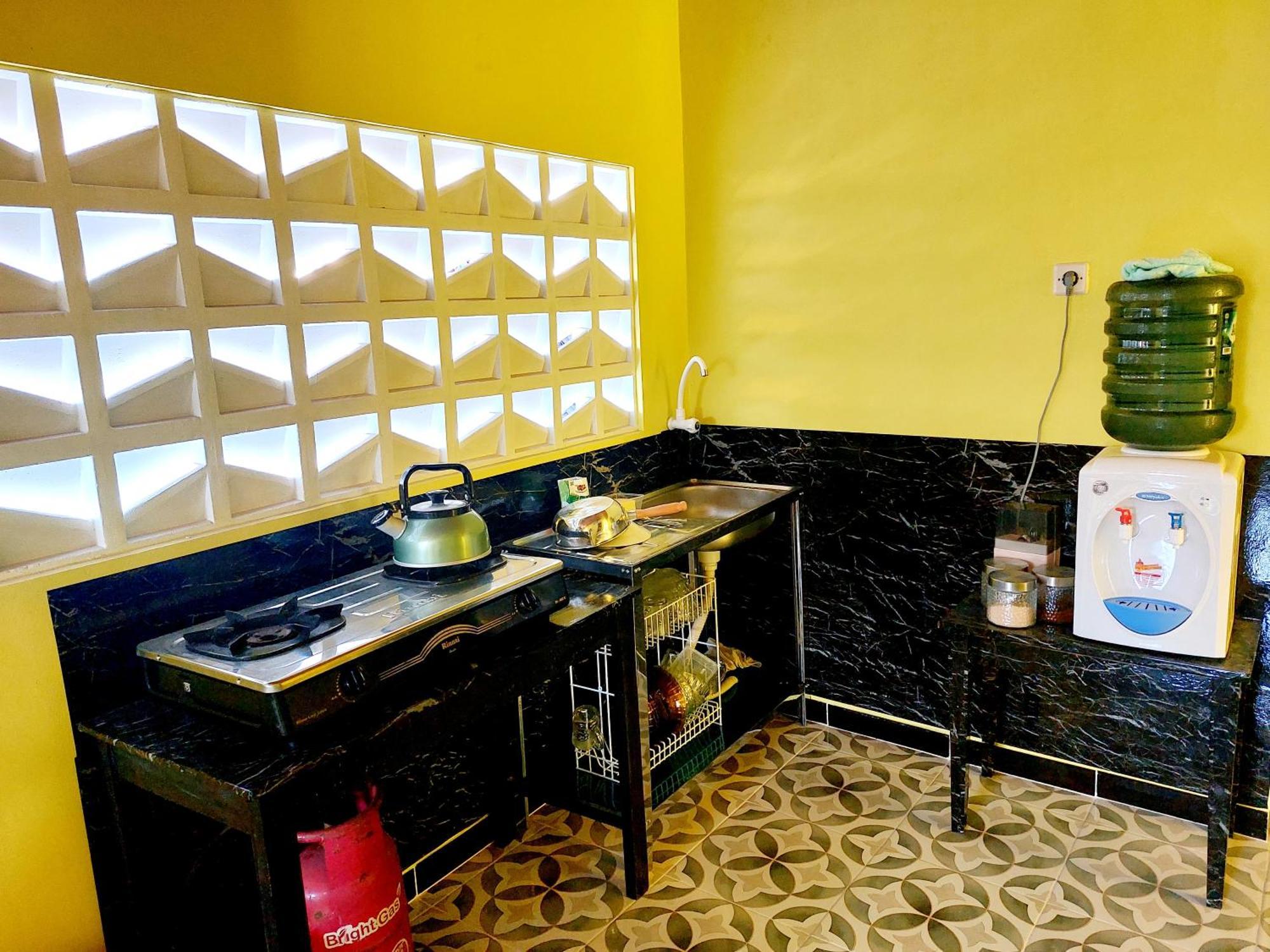 Hotel Griya Tugu Jogja Syariah Yogyakarta Esterno foto